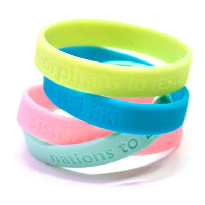 Silikon RFID Zugriffskontrolle Armbänder Wasserdichte RFID NFC Armbänder mit Logo Druck