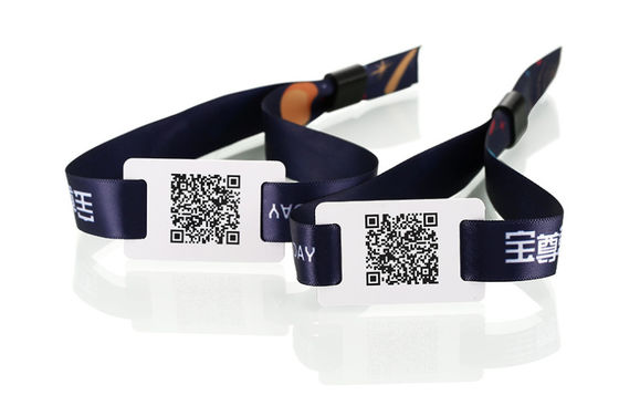 OEM-Logo Smart NFC RFID Silikon-Armbänder Wasserdichtes Armband für Wasserparks
