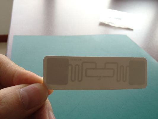 Leere H3 / H4 UHF RFID Aufkleber Tags Custom Smart Klebstoff RFID Tags für Logistik