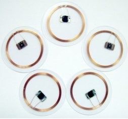 PVC-Kunststoff Programmierbare RFID-Tags Zugriffskontrolle 125KHz 13,56MHz 512 Bits R/W